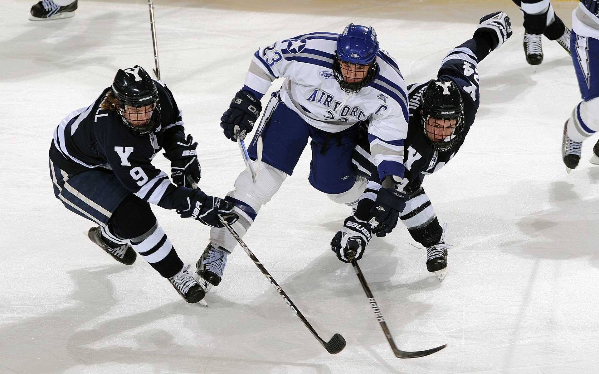 塞维利亚保持连续胜利,冲击欧洲比赛资格